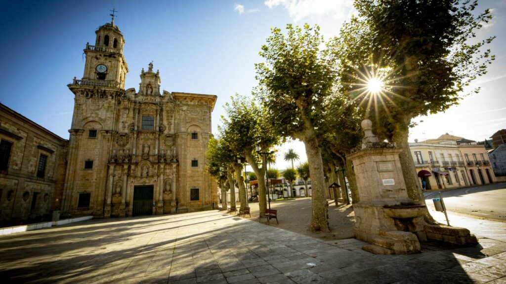 lorenza plaza 1024x576